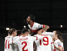 IM体育官方平台-克罗地亚爆冷巴黎，德利赫特完成帽子戏法的简单介绍