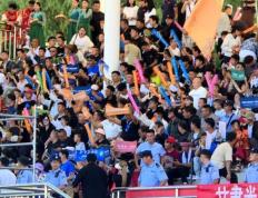 IM体育官方网-包含国内足球锦标赛场上球迷热情高涨的词条