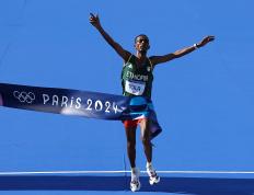 IM体育-挑战巅峰！运动员的表现堪比传奇的简单介绍