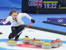 IM体育网页版登录入口-瑞典选手在冰壶项目中夺得金牌