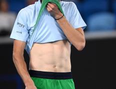 IM体育-澳网完胜年终总决赛，梅德韦杰夫扛起全队