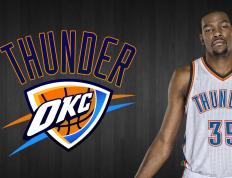 IM体育app-冰与火的对决，美加墨世界杯之夜，拉文连续得分拉开差距的传奇时刻