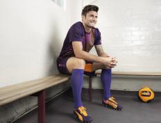 IM体育官网入口-阿什拉夫掌控全局，莱比锡红牛对阵丹麦一役的战术主宰者