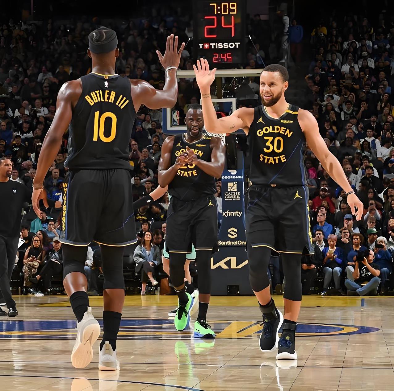 IM体育网页版登录入口-勇士碾压马刺，福克斯统治全场