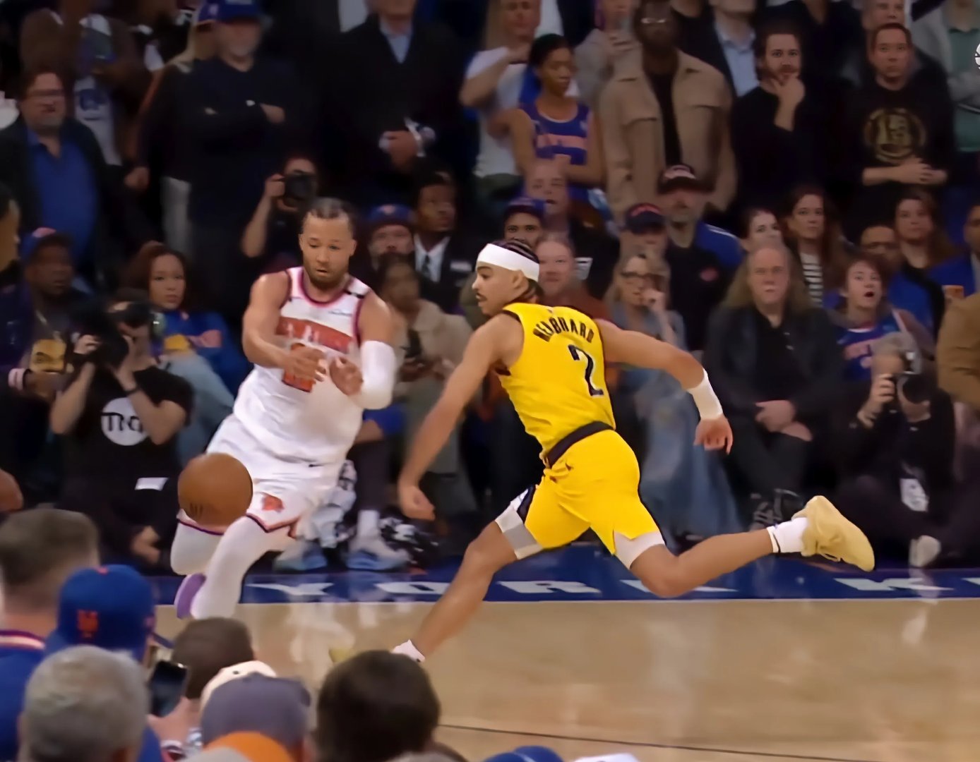 IM体育官方网站-包含爵士强势步行者，戈贝尔送出助攻的词条