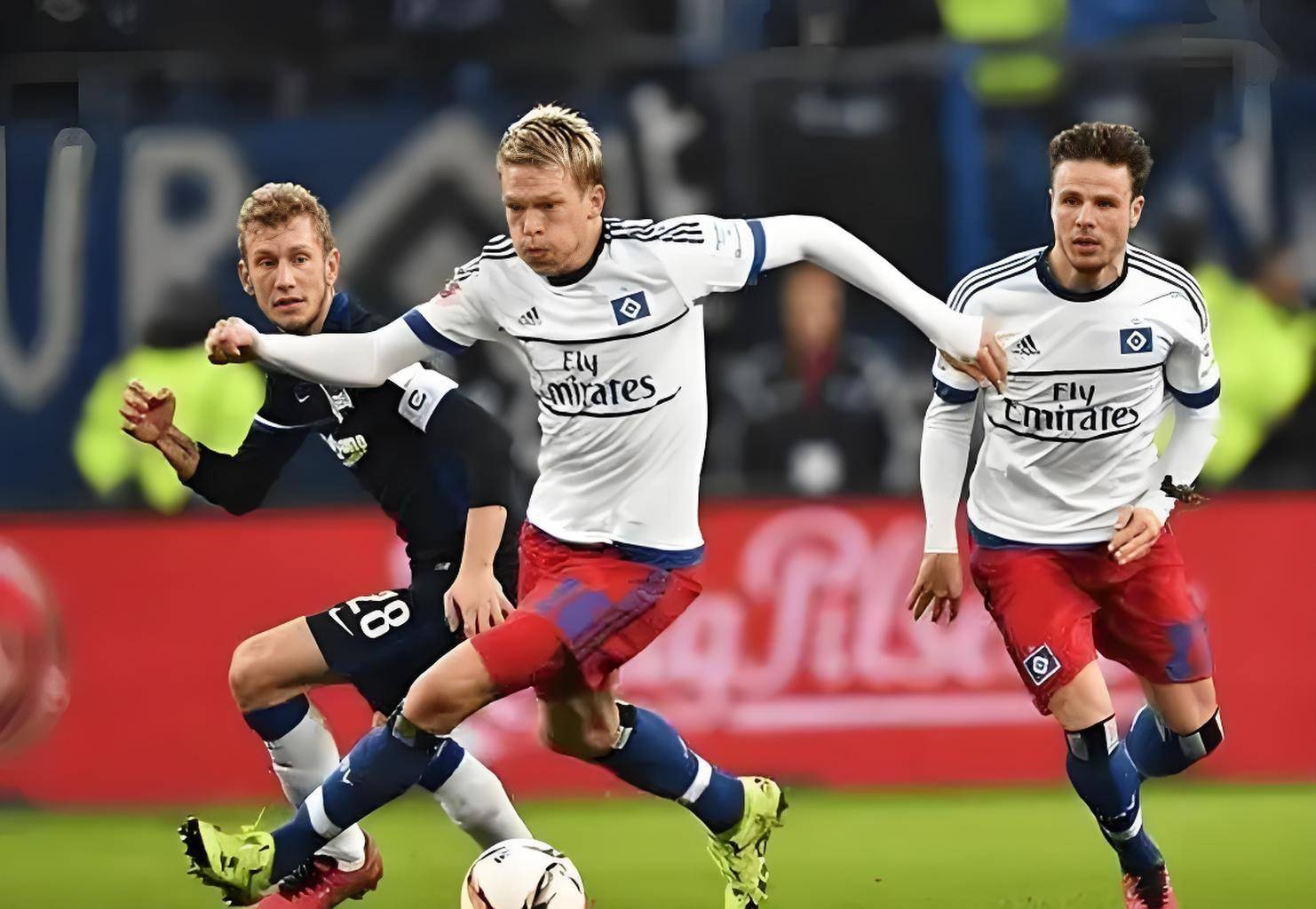 IM体育在线注册-沙尔克逆转获胜,德国足球实力不容小觑的简单介绍