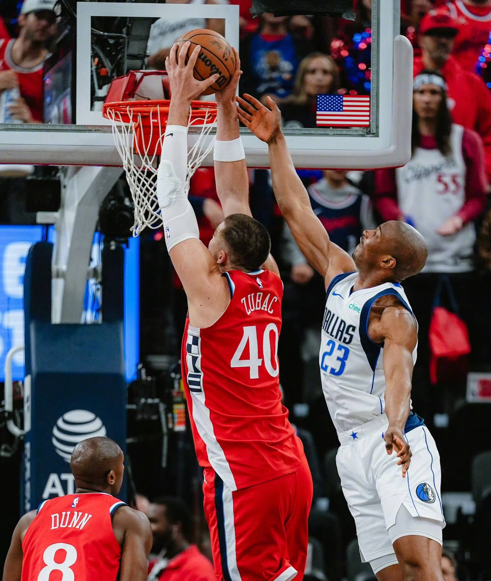 IM体育平台-独行侠客场力克快船,取得四连胜