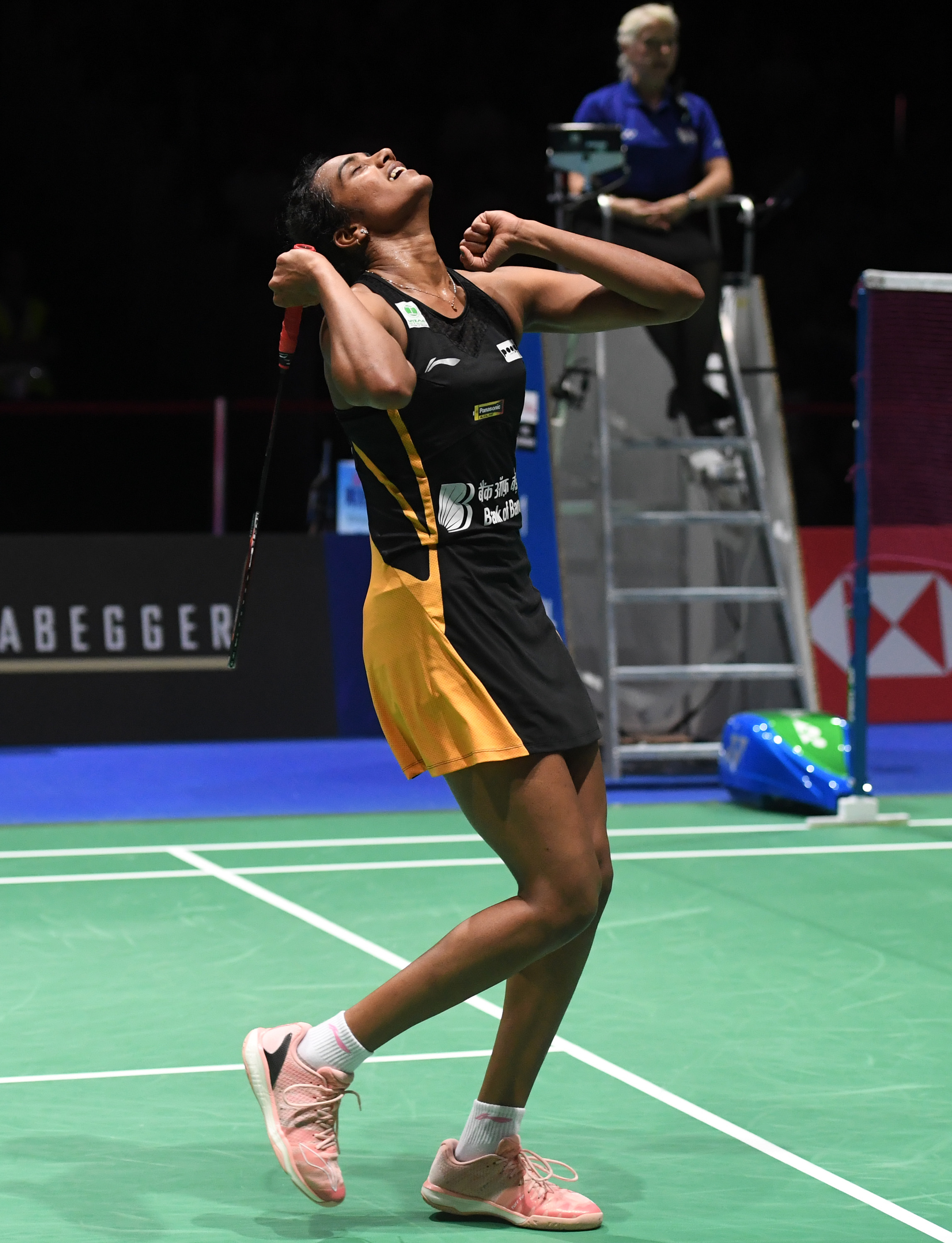 IM体育赛事直播入口-泰国羽毛球队绝杀韩国羽毛球队,辛杜统治全场的简单介绍