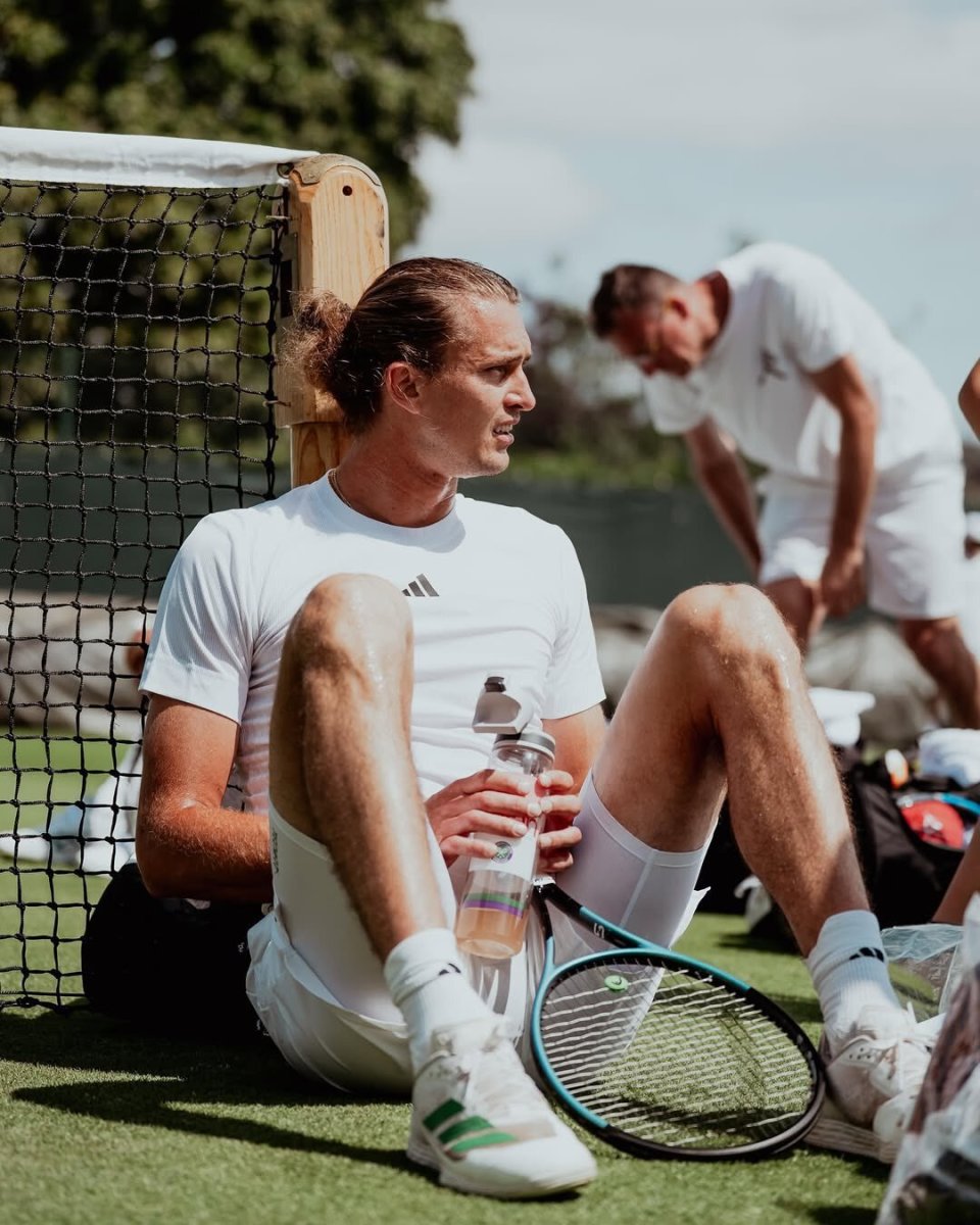 IM体育网页版登录入口-戴维斯杯险胜温网,梅德韦杰夫刷新纪录