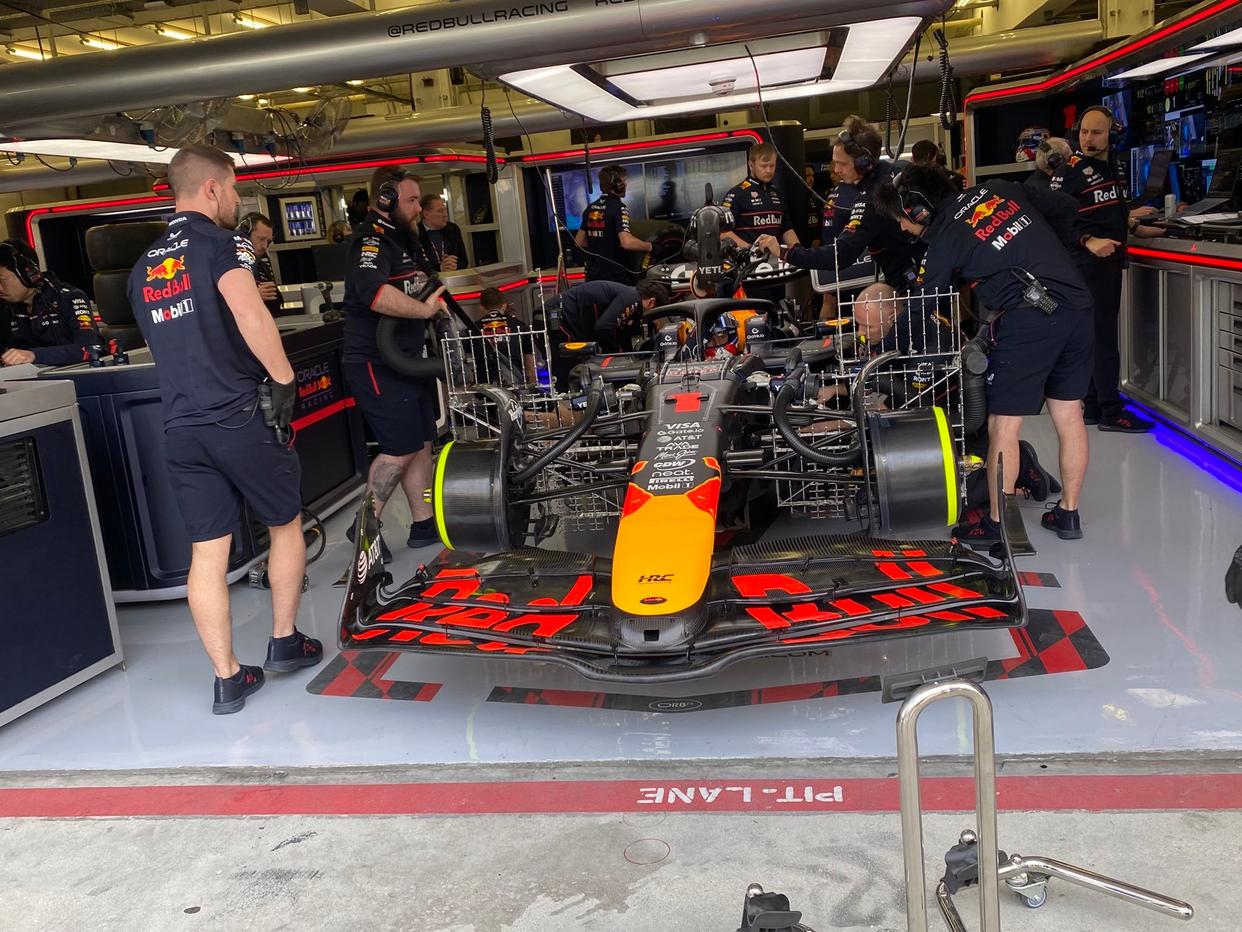 IM体育注册链接-红牛车队碾压威廉姆斯，汉密尔顿点燃赛场的简单介绍