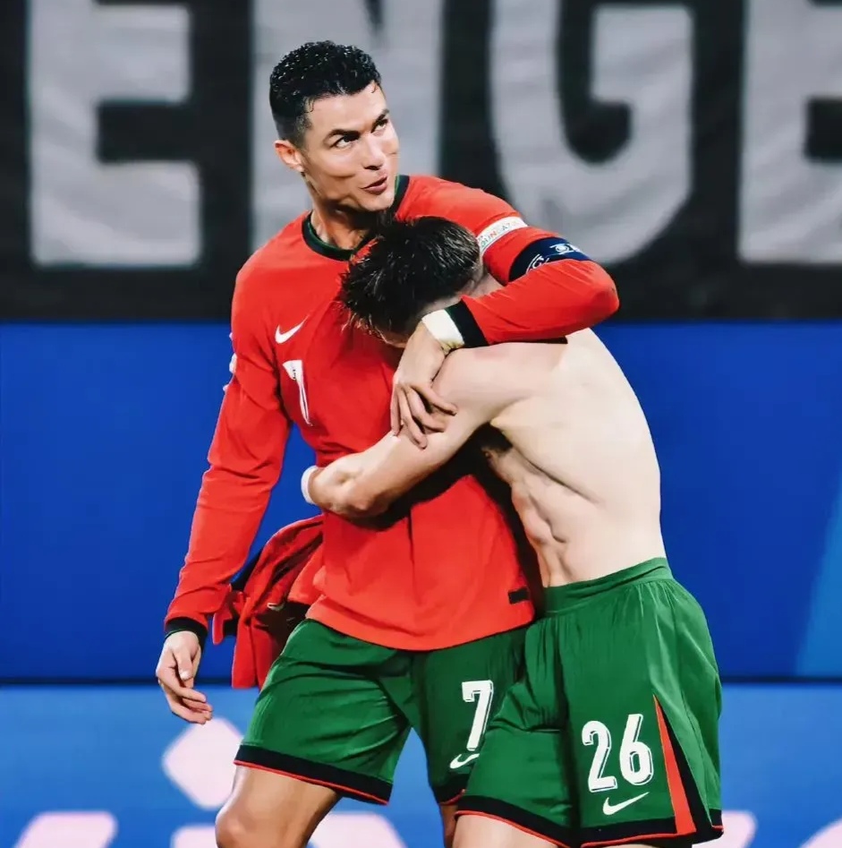 IM体育注册链接-葡萄牙队险胜瑞典队，张继科关键制胜