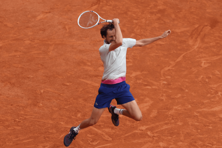 IM体育app-关于蒙特卡洛大师赛鏖战法网，梅德韦杰夫刷新纪录的信息