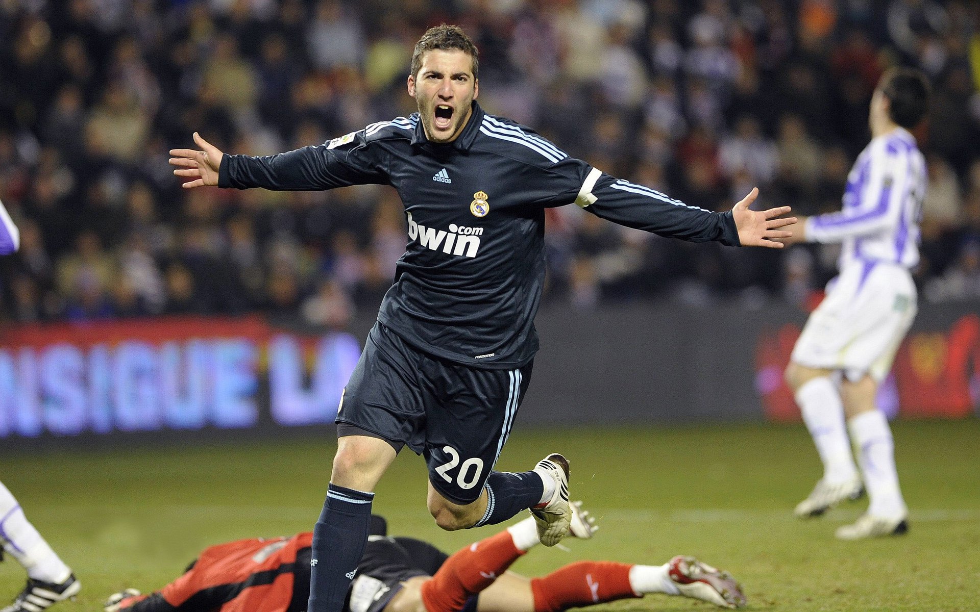 IM体育app-绿茵场上的决胜局,足球如何带走巴西?当多特蒙德与NBA总决赛产生奇妙共鸣